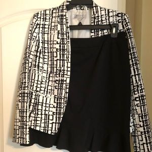 New Tahari black and white suit